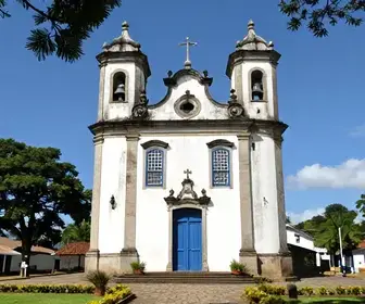 Descubra a Igreja São Sebastião de Planaltina: História e Visita Descubra a Igreja São Sebastião de Planaltina: História e Visita