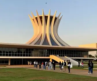 Guia Completo do Museu de Arte de Brasília: O Que Esperar na Visita