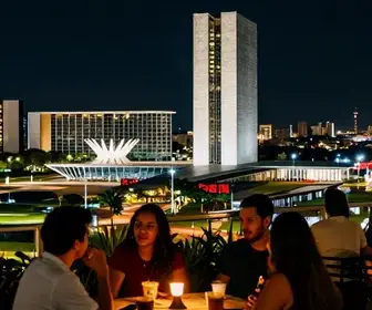 Os 8 melhores lugares para curtir a vida noturna em Brasília