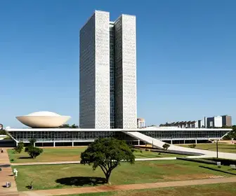 Visite o Supremo Tribunal Federal: um guia para turistas em Brasília